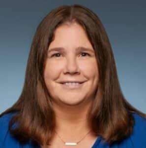 Caroline Morris headshot