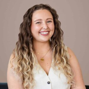 Mallory Lane Headshot
