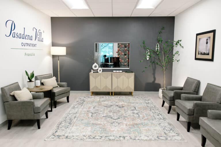 Pasadena Villa Outpatient - Nashville - office sitting area