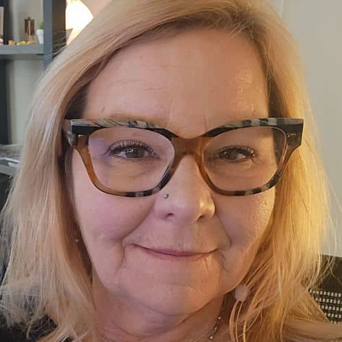 Marsha-Dykstra-Headshot